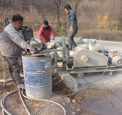 茂南路面下沉注浆